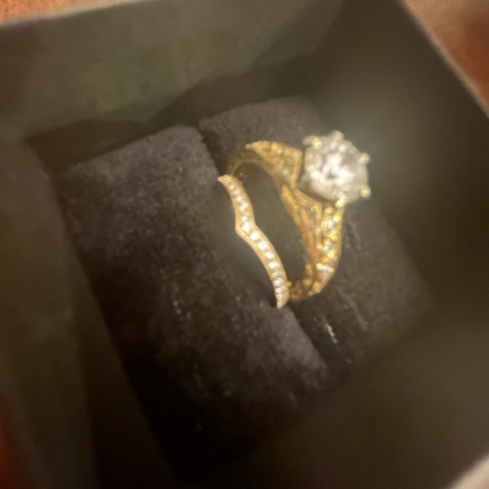Neil lane engagement ring with a one carot LEO diamond